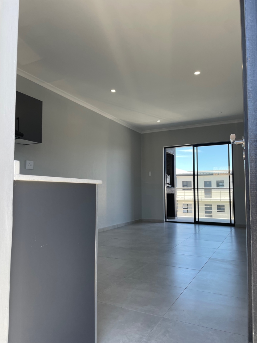 2 Bedroom Property for Sale in Parklands East Western Cape